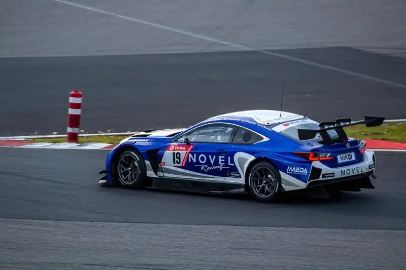 풀체인지 디자인